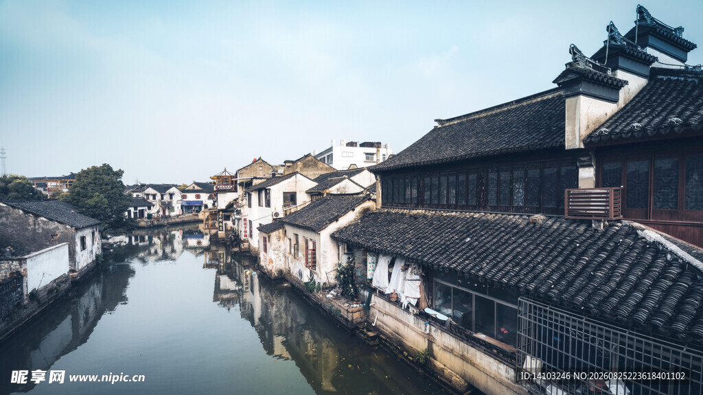 江南水乡古巷静谧景致
