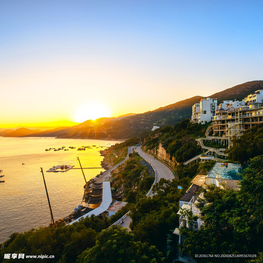 海滨日落美景