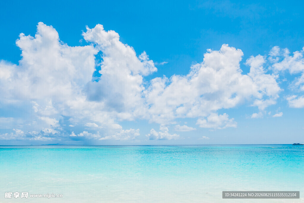 梦幻蓝白海景