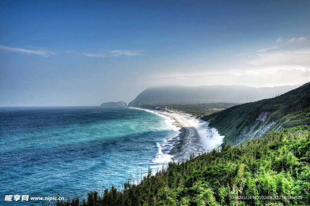 海岸美景碧海青山入画