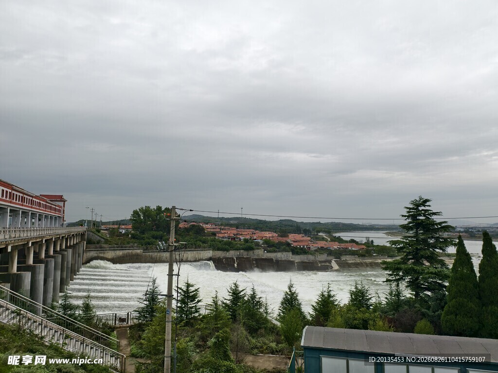 门楼水库泄洪