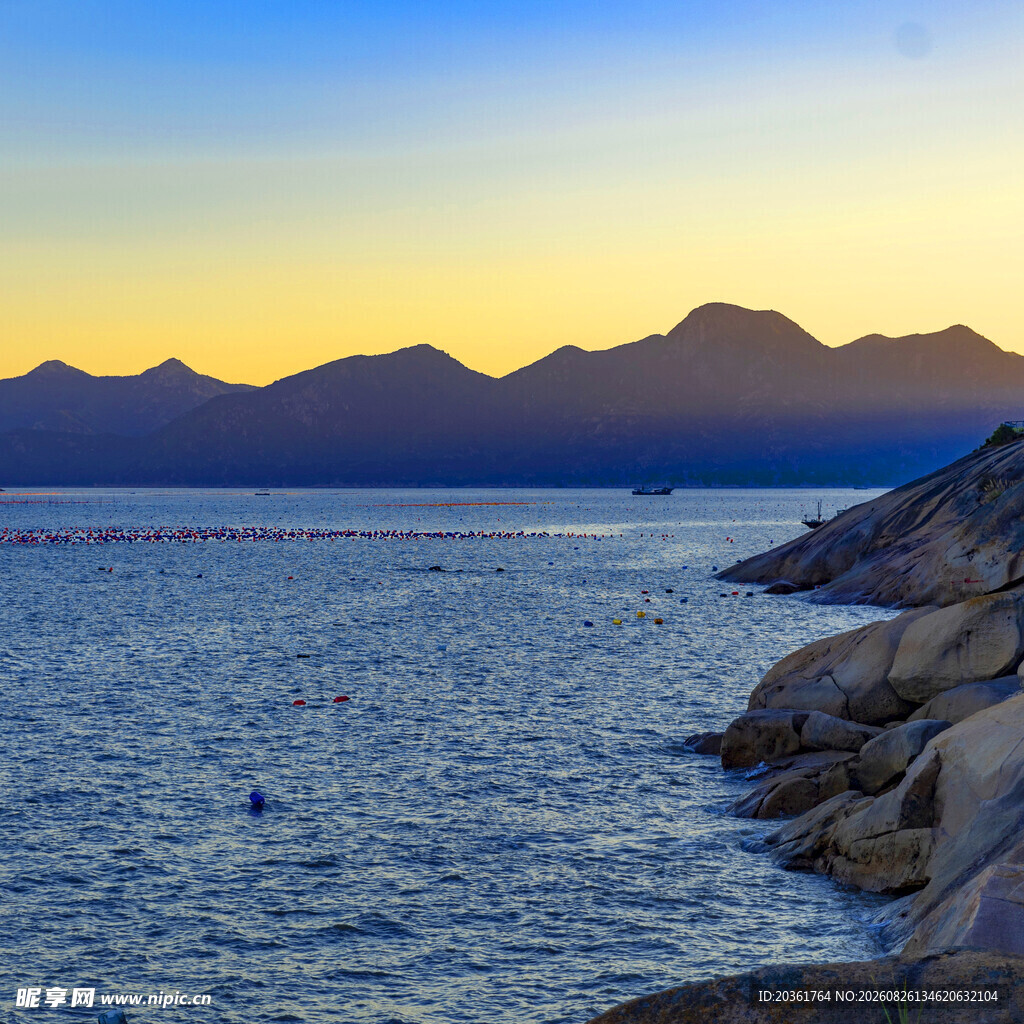海边黄昏美景