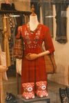 红色民族风服饰展示