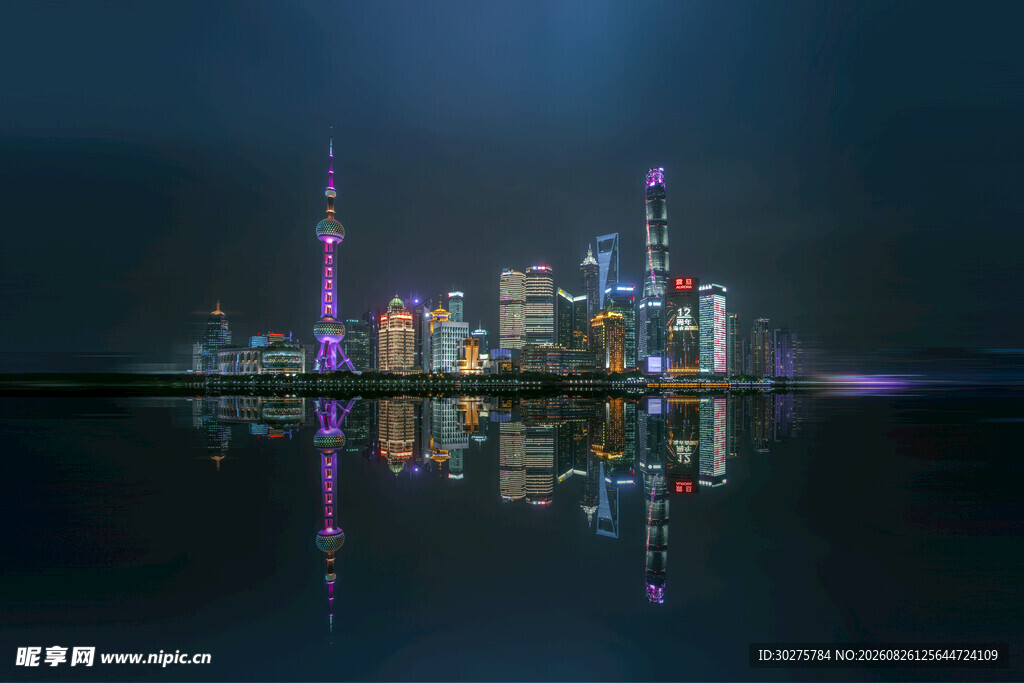 上海夜景璀璨灯光倒影