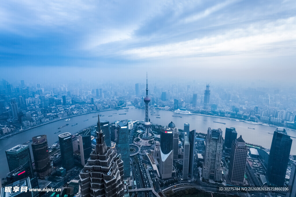 上海城市天际线俯瞰美景