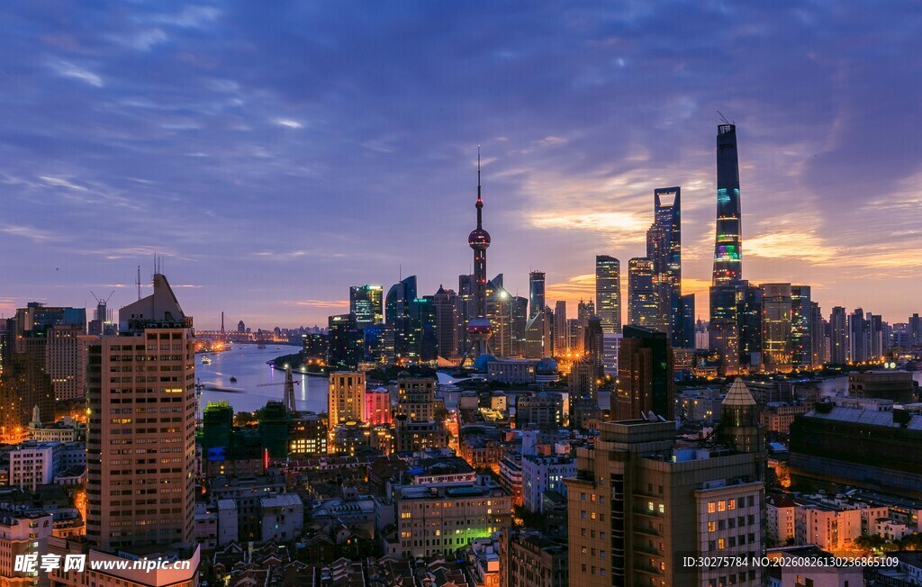上海城市天际线璀璨夜景
