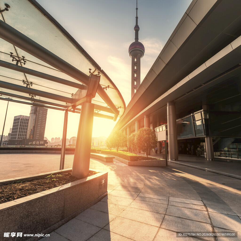 上海城市建筑的日出美景