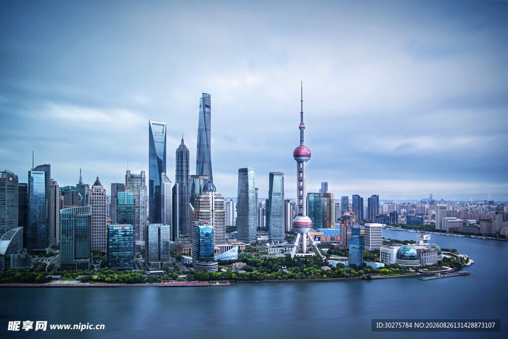上海外滩璀璨城市天际线