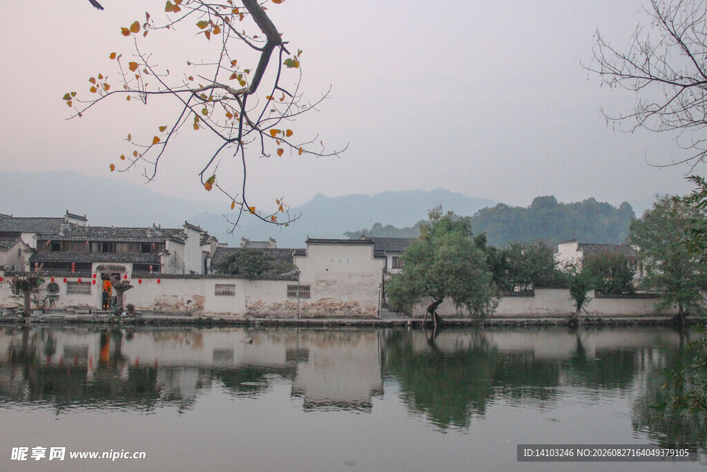 江南水乡静谧湖景