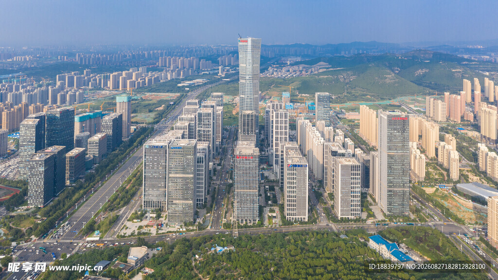 城市天际线俯瞰图
