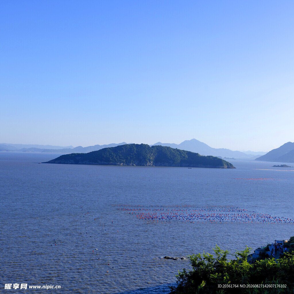 海上岛屿风光