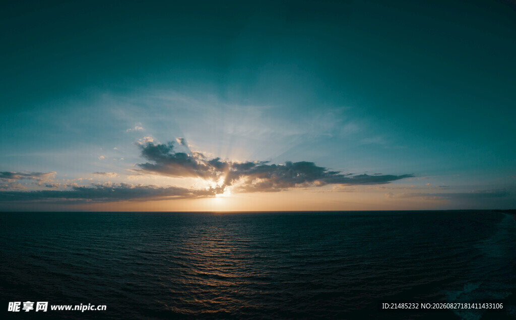 海上日出美景