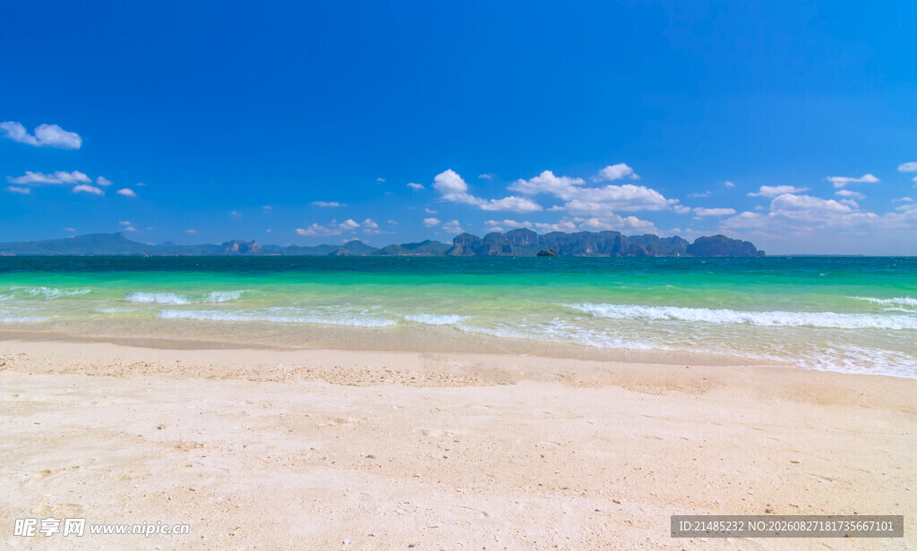 美丽海滨沙滩风景