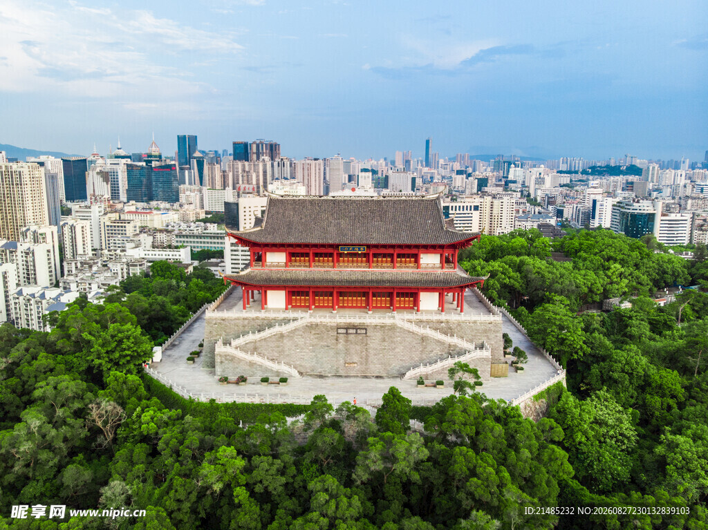 城市中的古典建筑景观