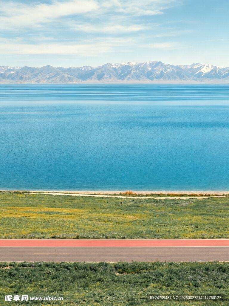湖畔公路美景