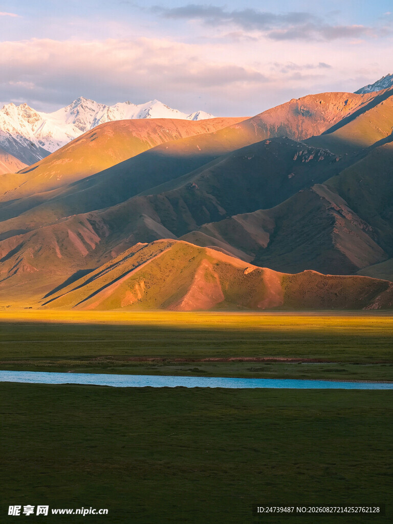草原日落美景