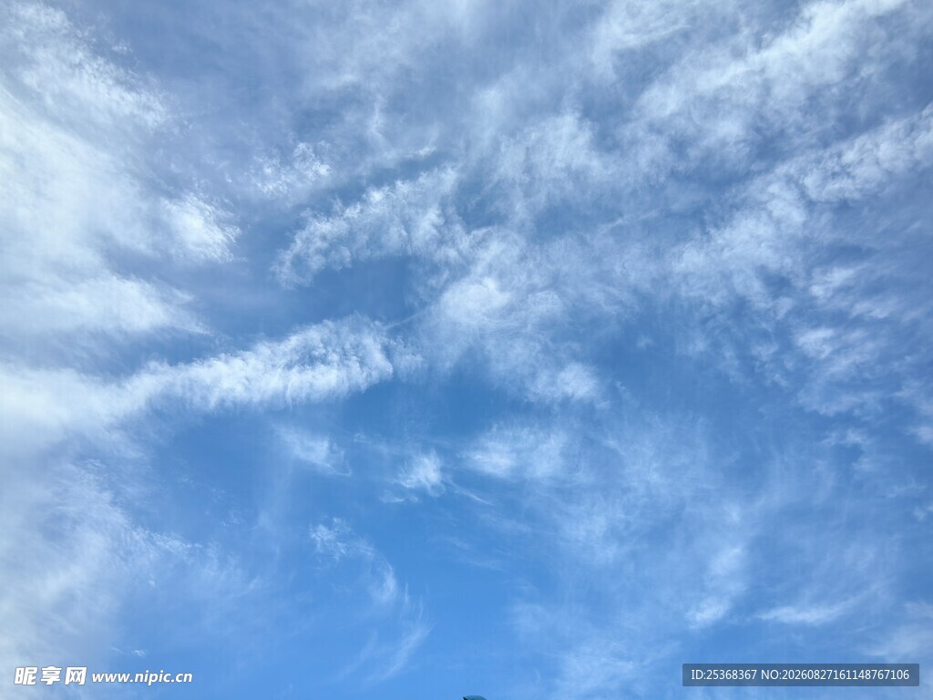 蓝天白云美景