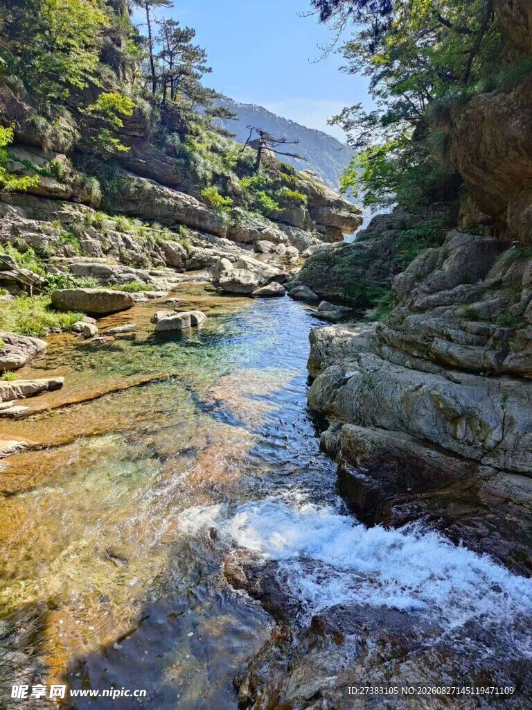 小溪 山涧 山 石头
