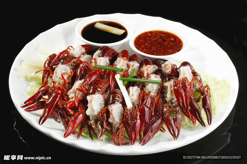 美味香辣小龙虾摆盘
