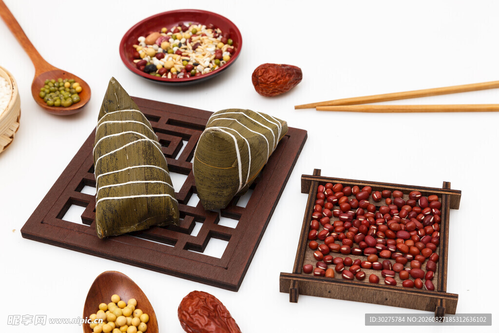 传统端午粽与多样食材