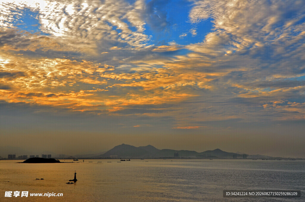 海边日出美景