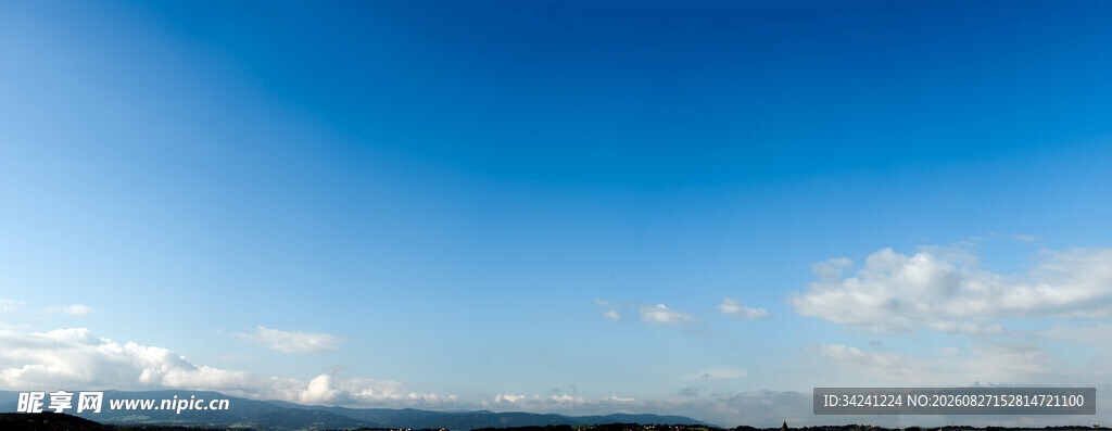蓝天云海风景图