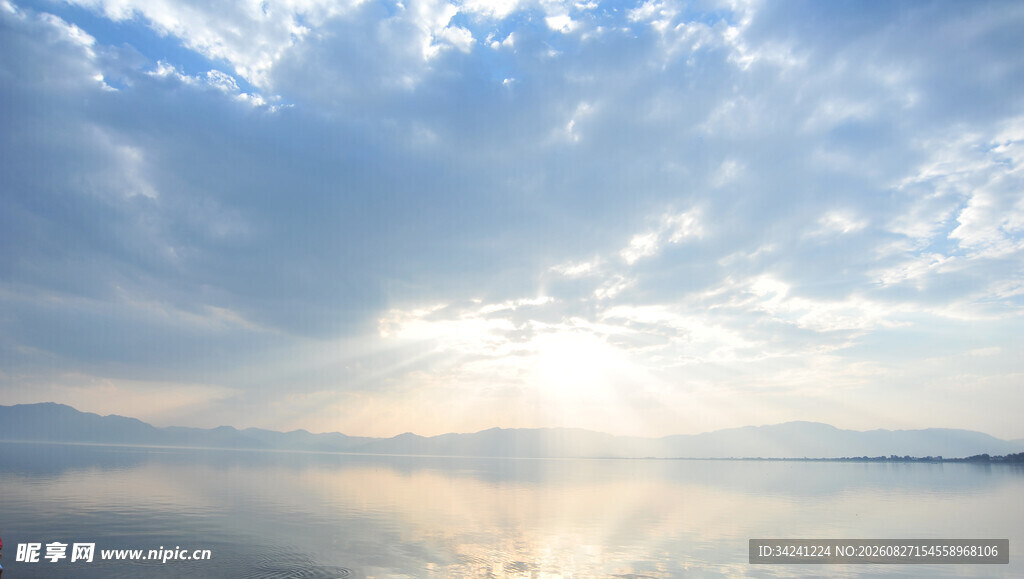 海上日出美景