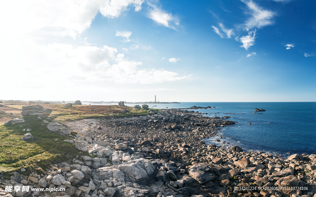 海岸风光蓝天碧海礁石