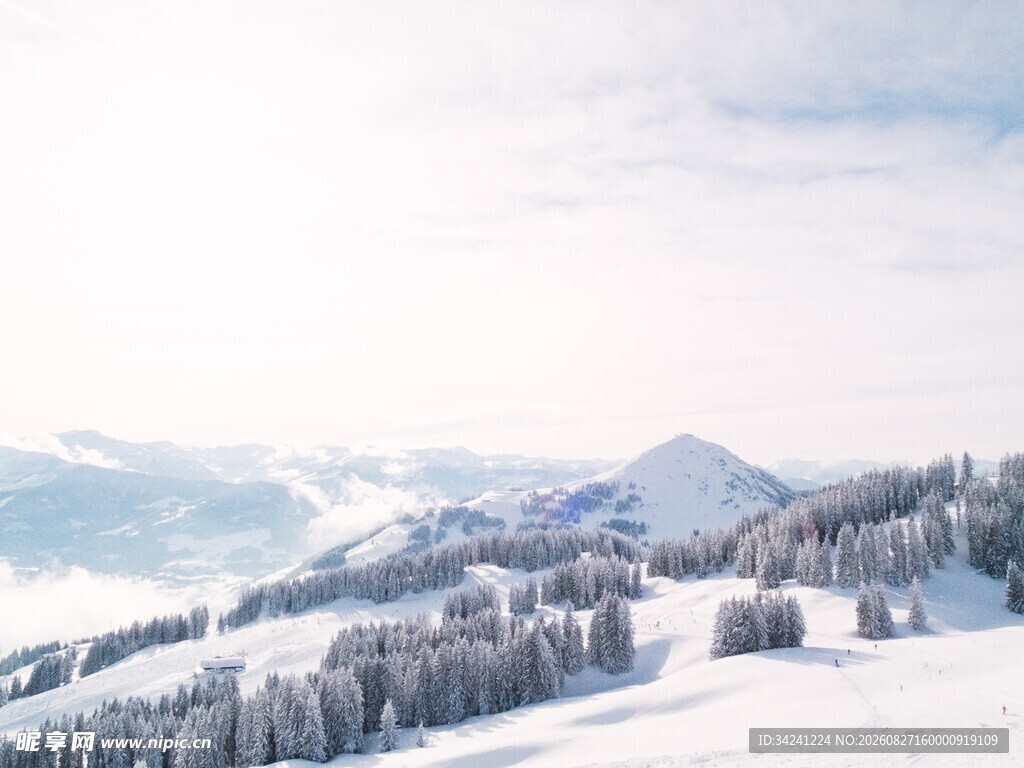 冬日雪山美景