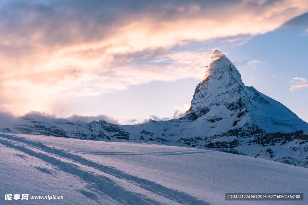 马特洪峰雪景