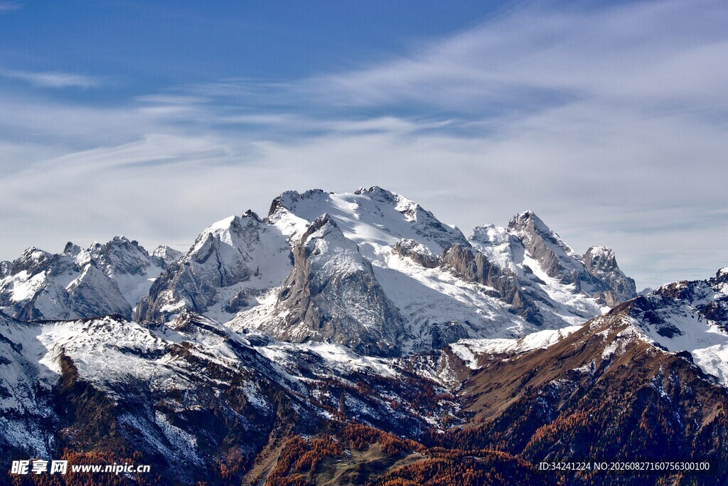 壮丽雪山景观