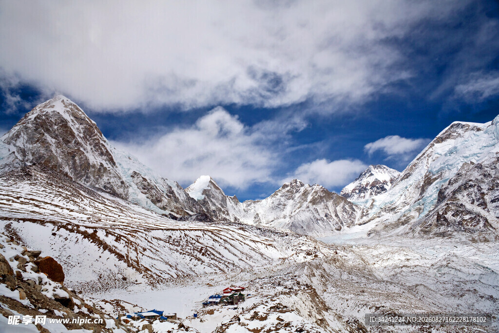 壮丽雪山美景