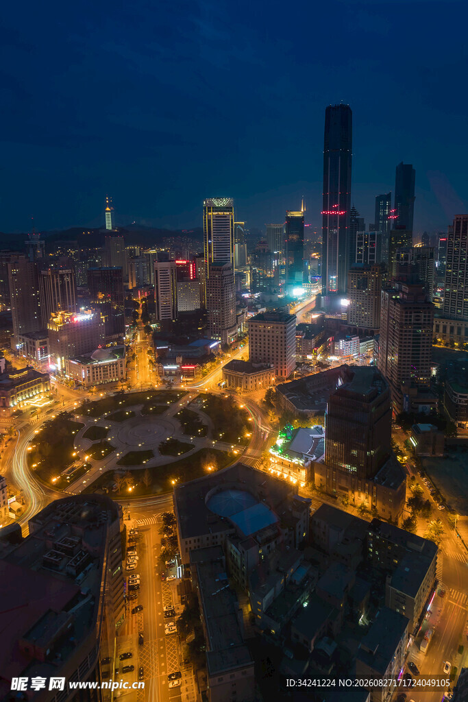 城市璀璨夜景俯瞰图