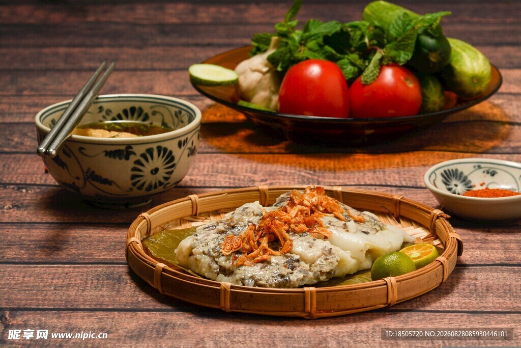 美味寿司搭配新鲜蔬菜