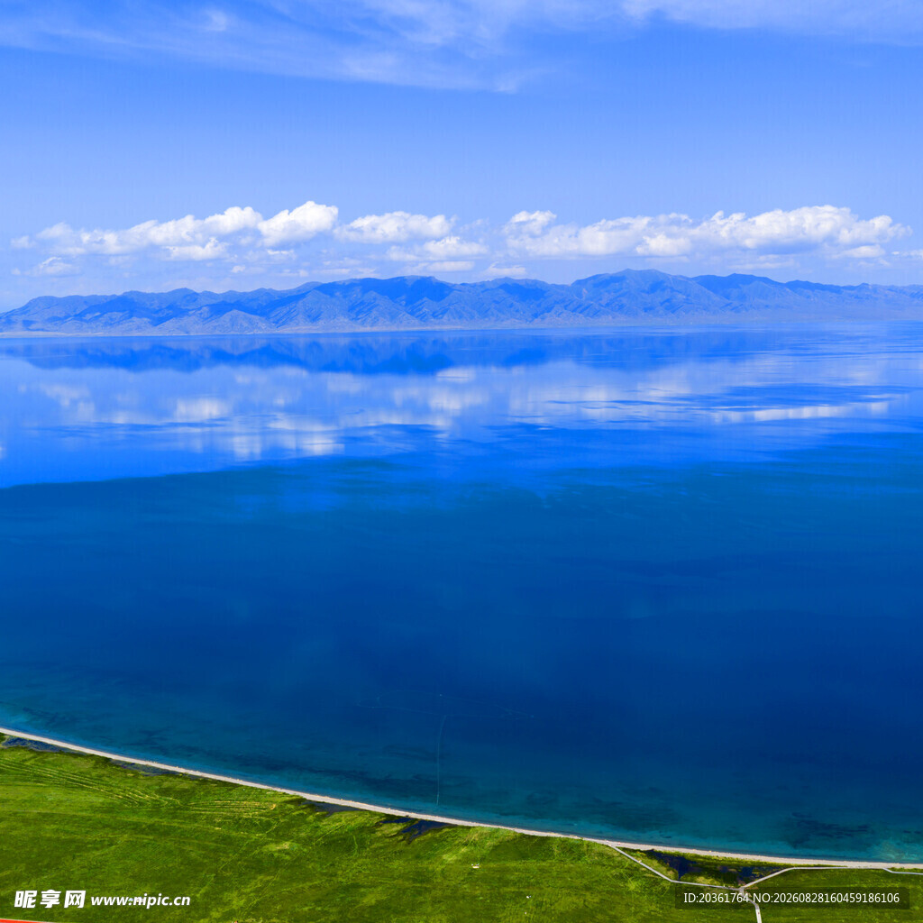 美丽湖畔风光
