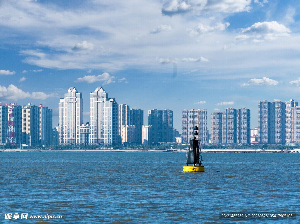 海滨城市风光