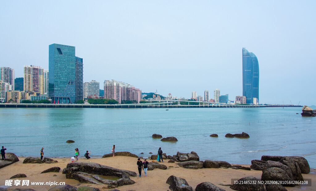 海滨城市美丽天际线景观