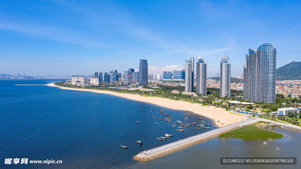 海滨城市美丽天际线景观