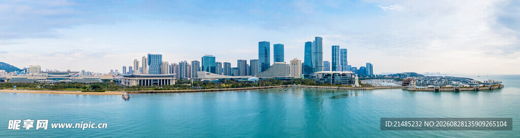 城市滨水风光全景图