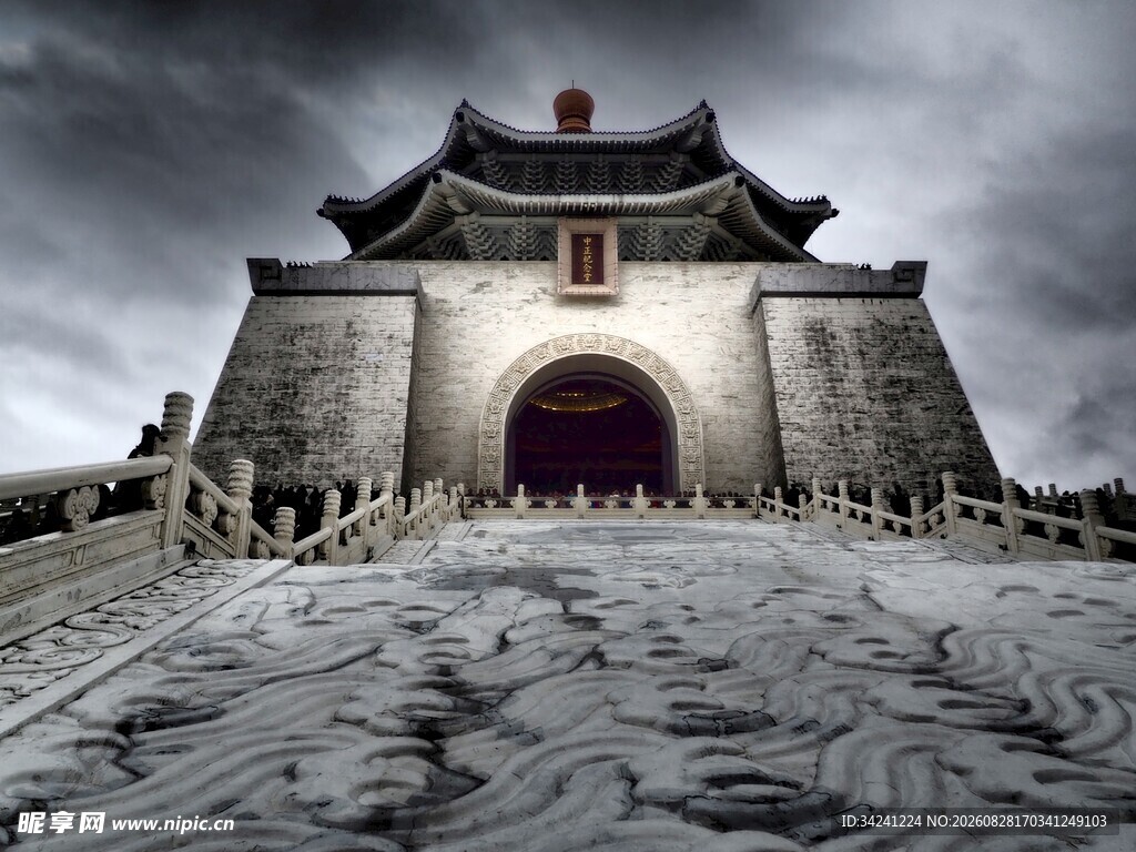 古老城楼雪景图