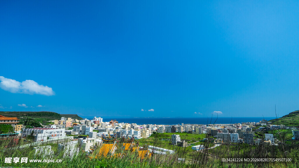 美丽海滨城镇风景