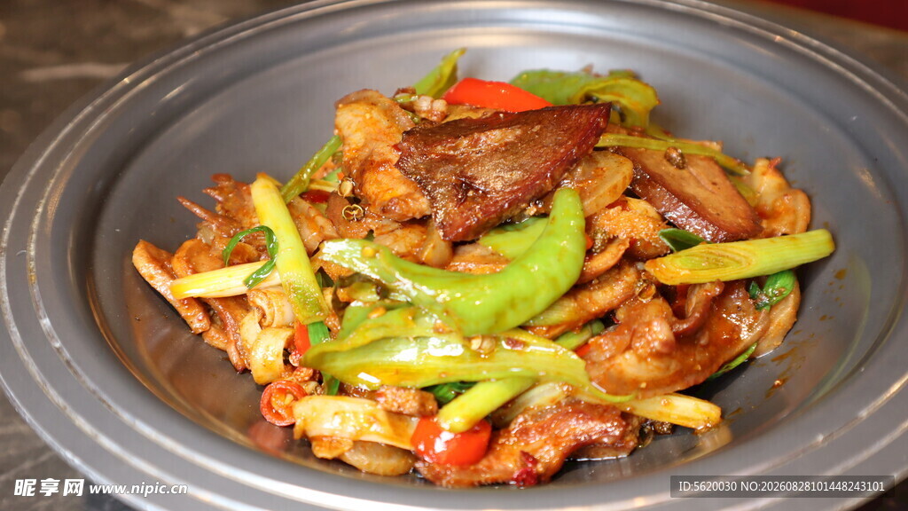 美味炒杂蔬 辣椒炒肉