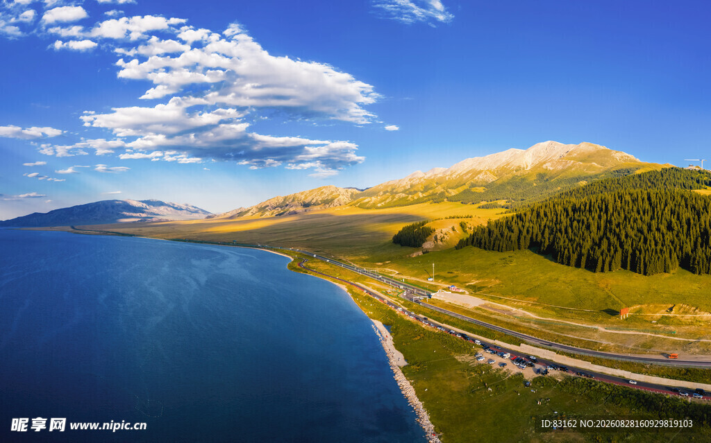湖畔美景