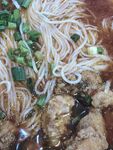 美味鸡肉米线