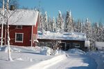 冬日红屋雪景