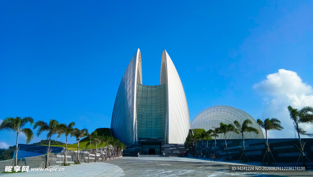 现代风格双塔建筑景观
