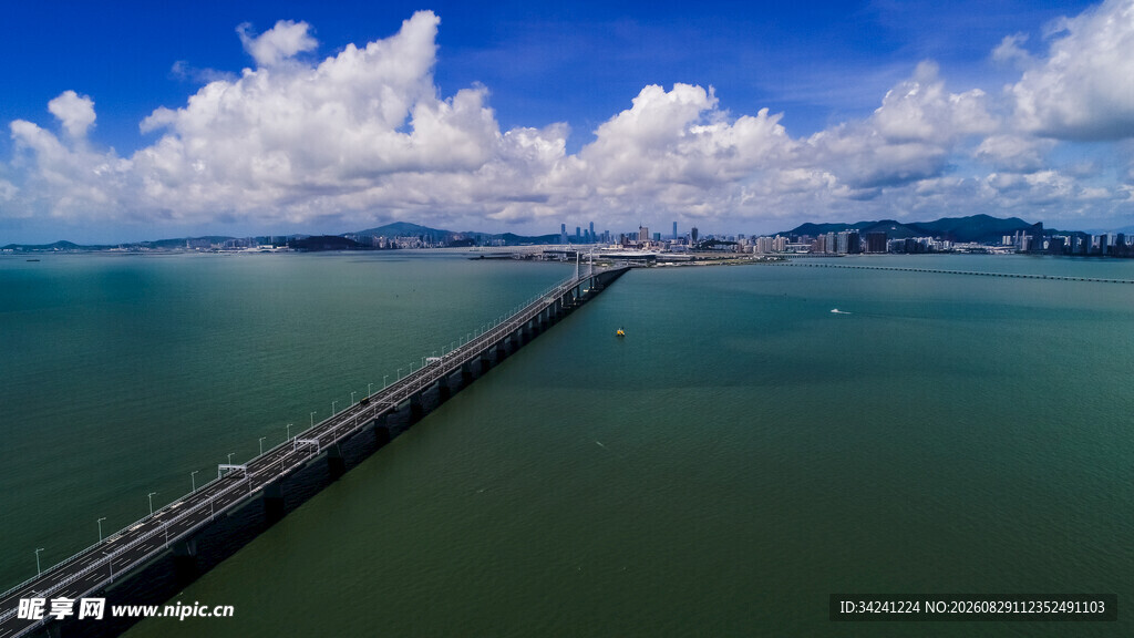 海上长桥风景