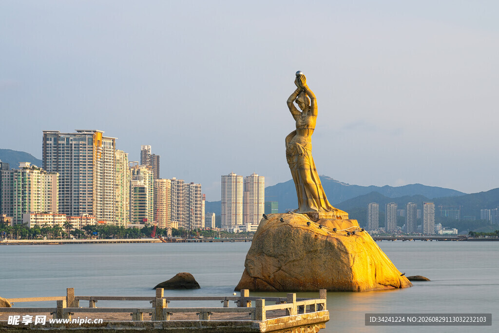 珠海渔女雕像海滨城市风光