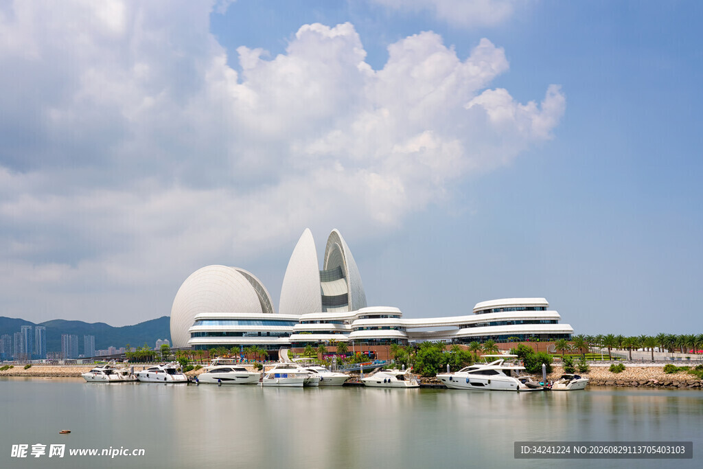 珠海日月贝建筑风光
