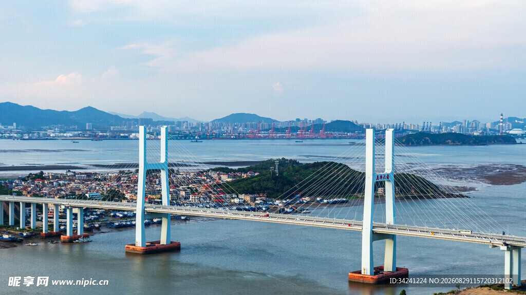 跨海大桥壮丽景观